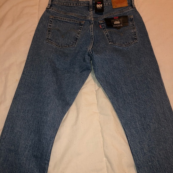Levi’s 501 skinny jeans; size 29x28 - Picture 2 of 4